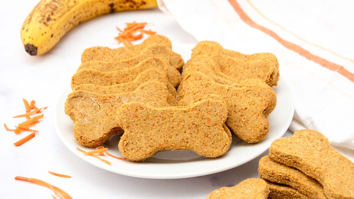 Natural Food Coloring For Dog Treats With Bananas preview