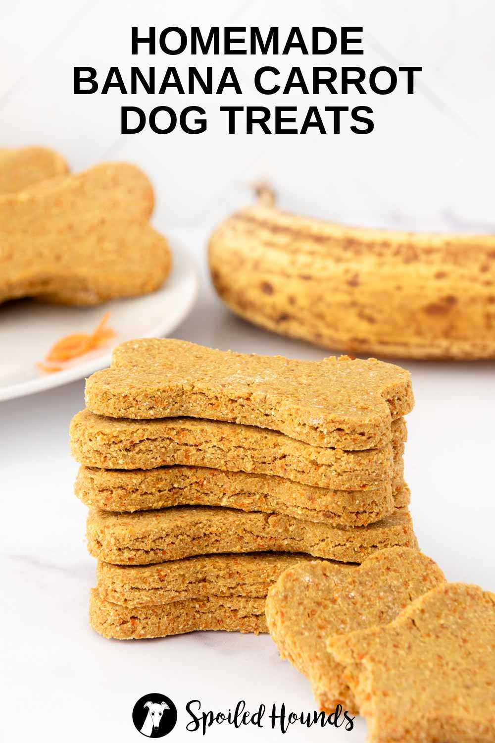 Snapshot of Feeding Green Banana And Carrot To Dogs