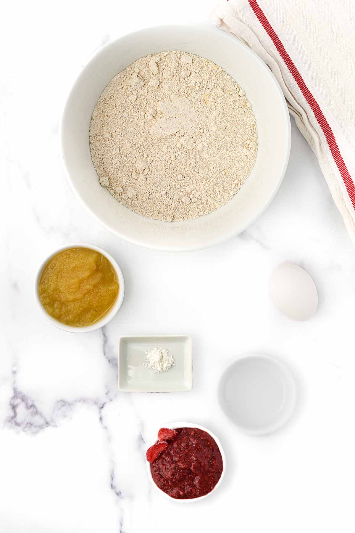 Oat flour, applesauce, egg, baking powder, water, and strawberry jam.